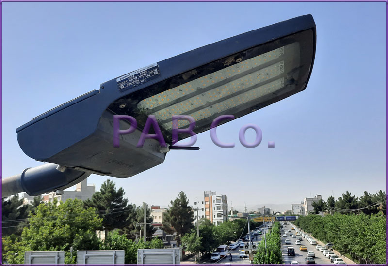 روشنایی هوشمند - چراغ خیابانی هوشمند شده توسط شرکت پیروز اندیشان بیژن یورد